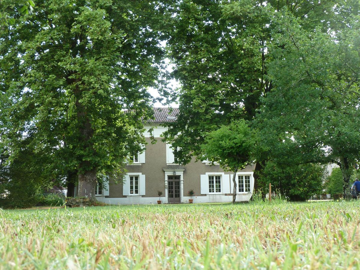 Prechac Park Bed & Breakfast Exterior photo