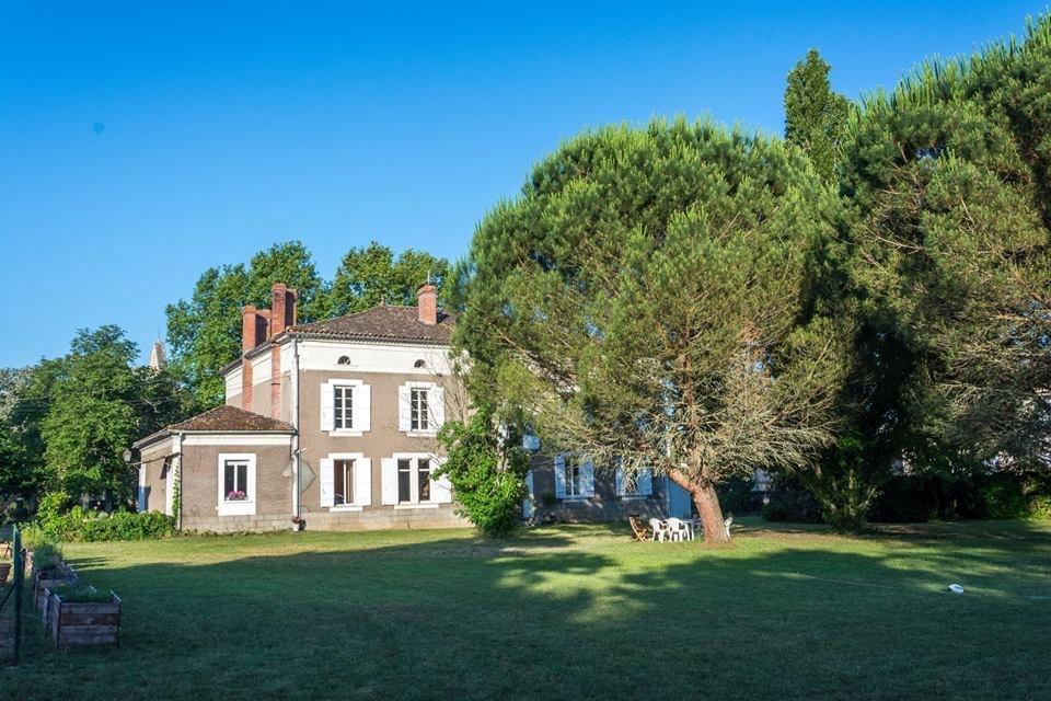 Prechac Park Bed & Breakfast Exterior photo